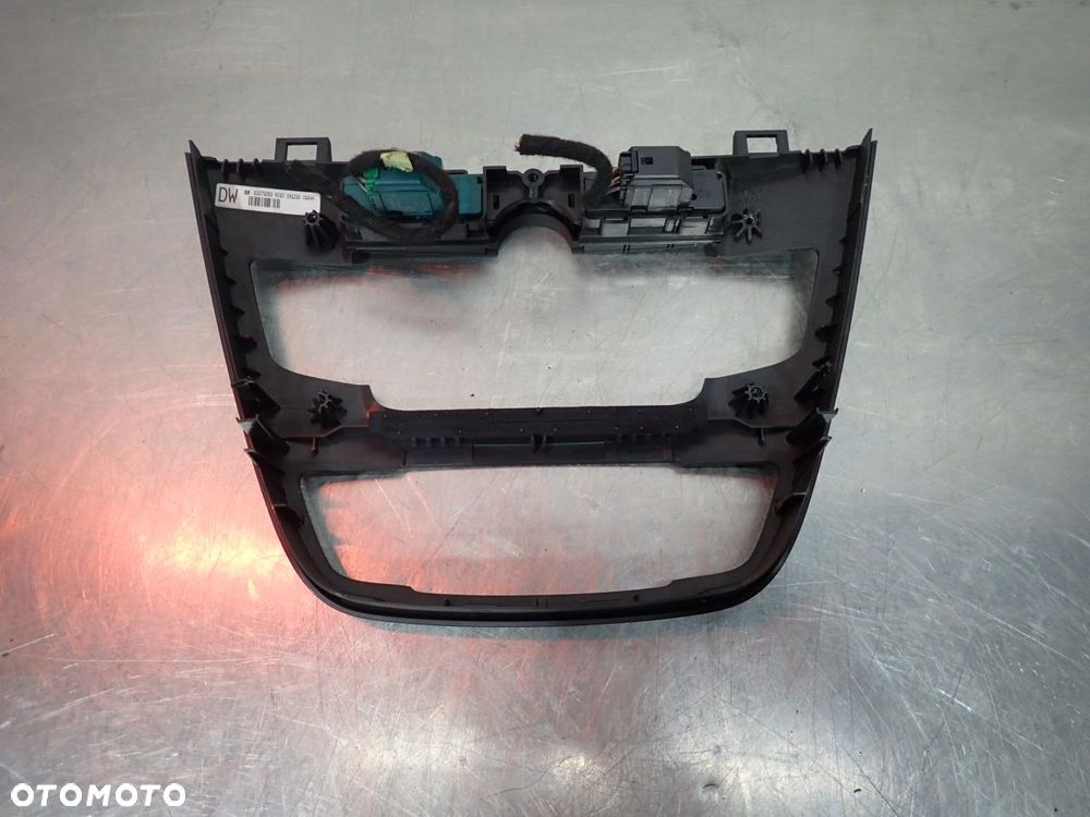 PANEL PRZEŁĄCZNIKÓW OPEL INSIGNIA A - 2