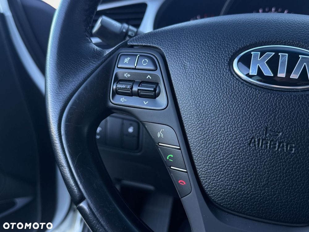 Kia Ceed - 13