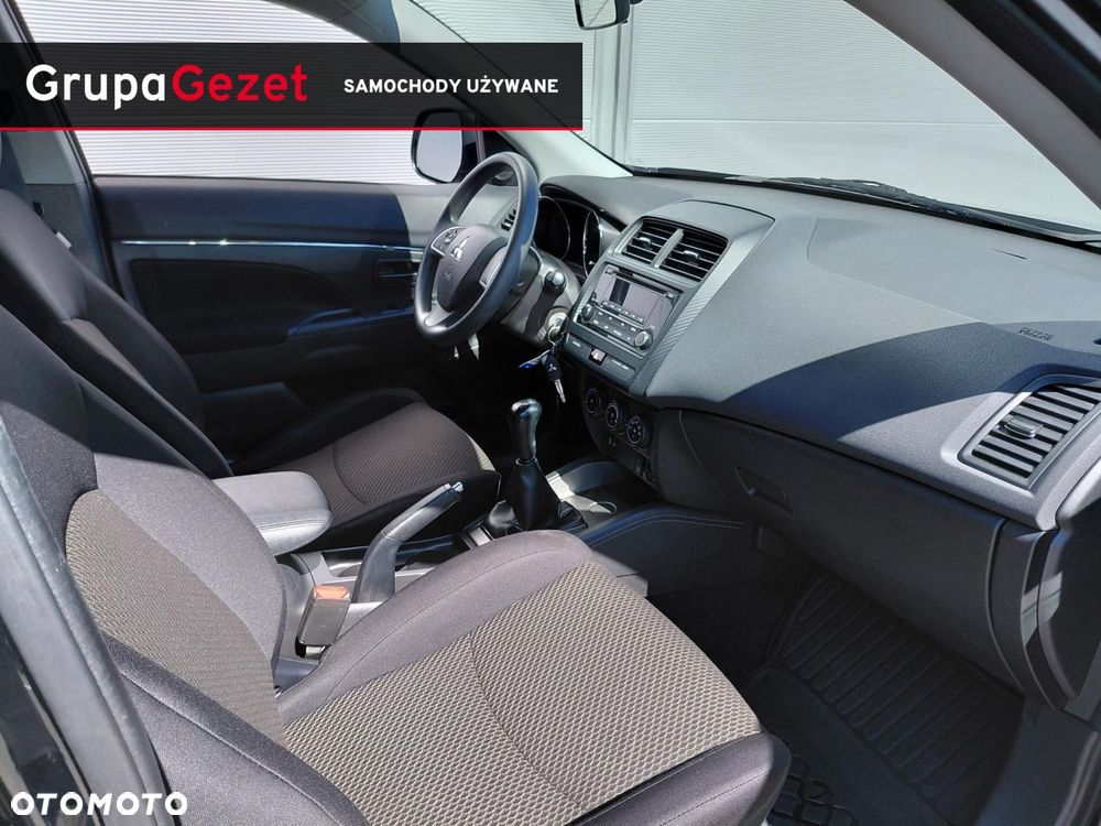Mitsubishi ASX - 9