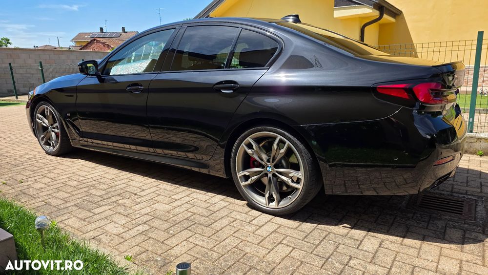 BMW Seria 5 550i xDrive - 6
