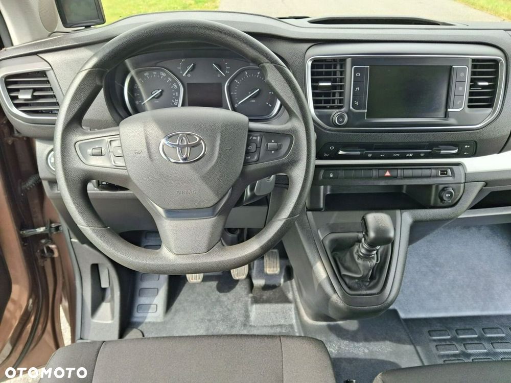 Toyota ProAce - 11