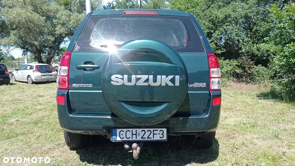 Suzuki Grand Vitara 2.0 Comfort - 16