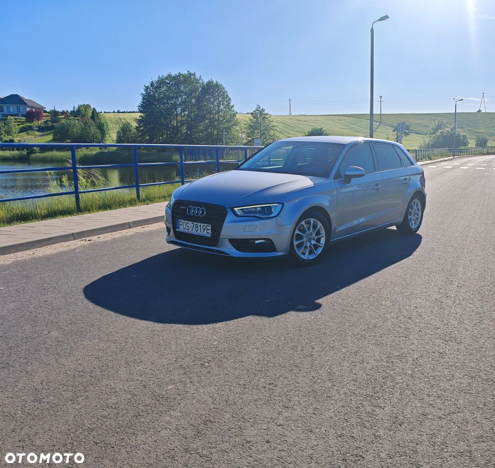 Audi A3 Sportback 2.0 TDI clean diesel Quattro Ambiente S tronic - 9