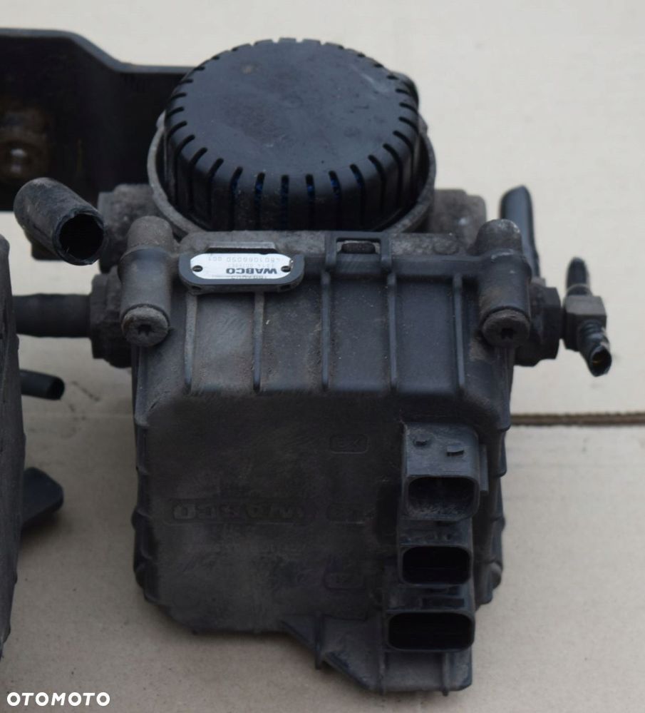 MODULATOR ZAWÓR EBS PRZEDNIA OŚ DAF 106 CF XF - 1