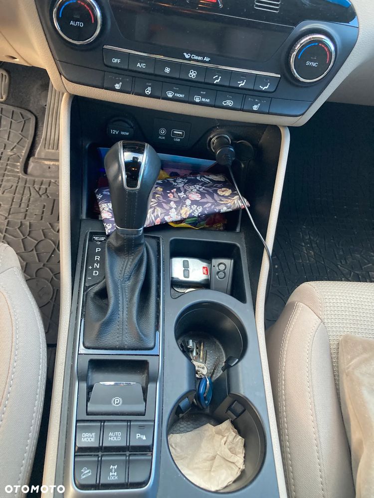 Hyundai Tucson 2.0 CRDI Premium 4WD - 8