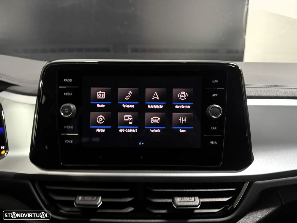 VW T-Roc 1.5 TSI Urban DSG - 13