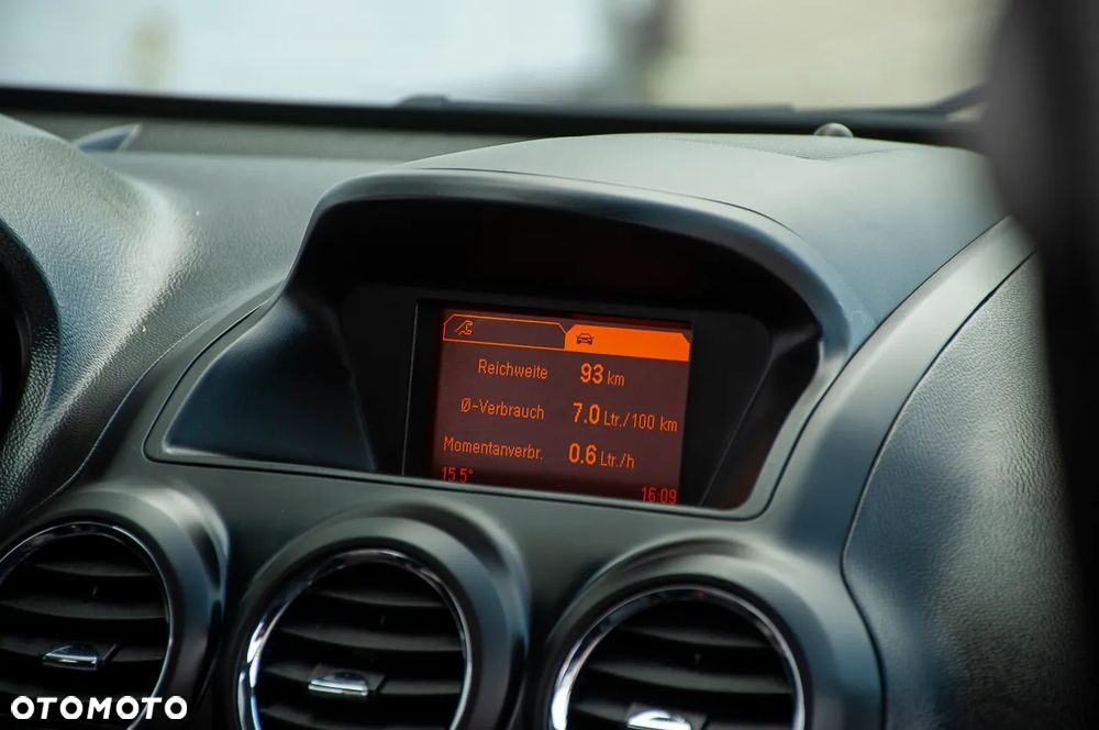 Opel Antara - 10