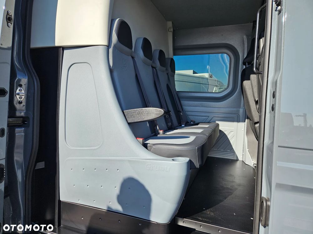 Renault nowy Master brygadówka Gruau L3H2 170KM - 13