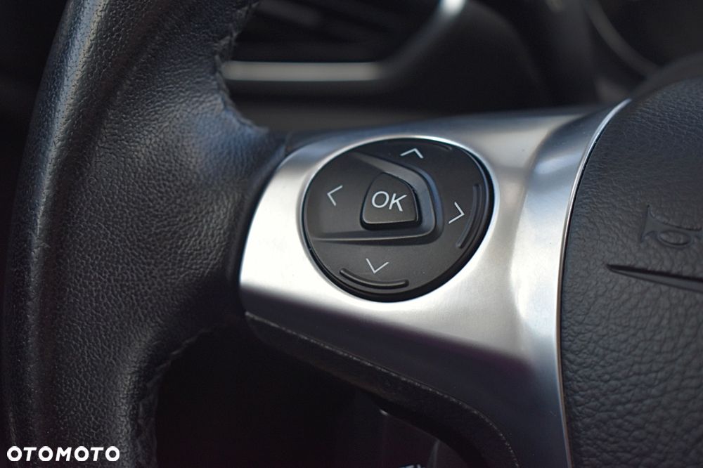 Ford Kuga 2.0 TDCi 2x4 Titanium - 31