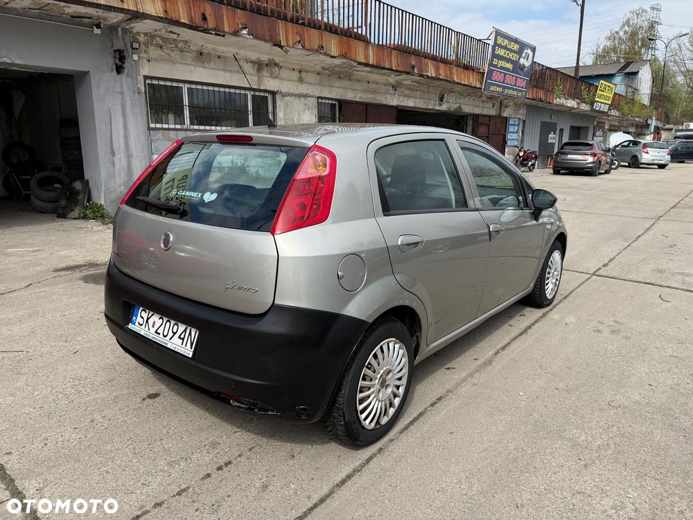 Fiat Punto 1.2 8V - 11