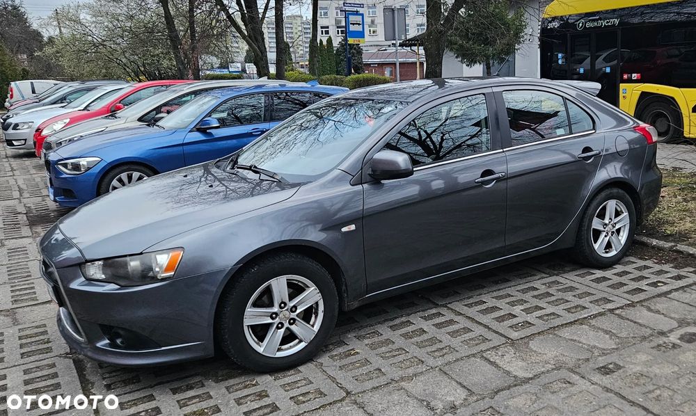 Mitsubishi Lancer 1.8 Inform - 3