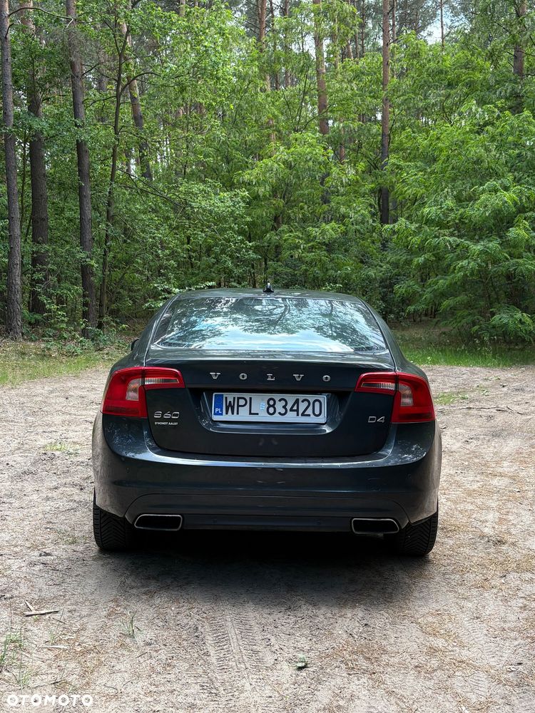 Volvo S60 D4 Drive-E Momentum - 8