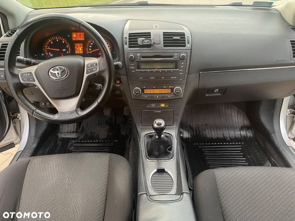 Toyota Avensis 2.2 D-4D Sol Plus - 11