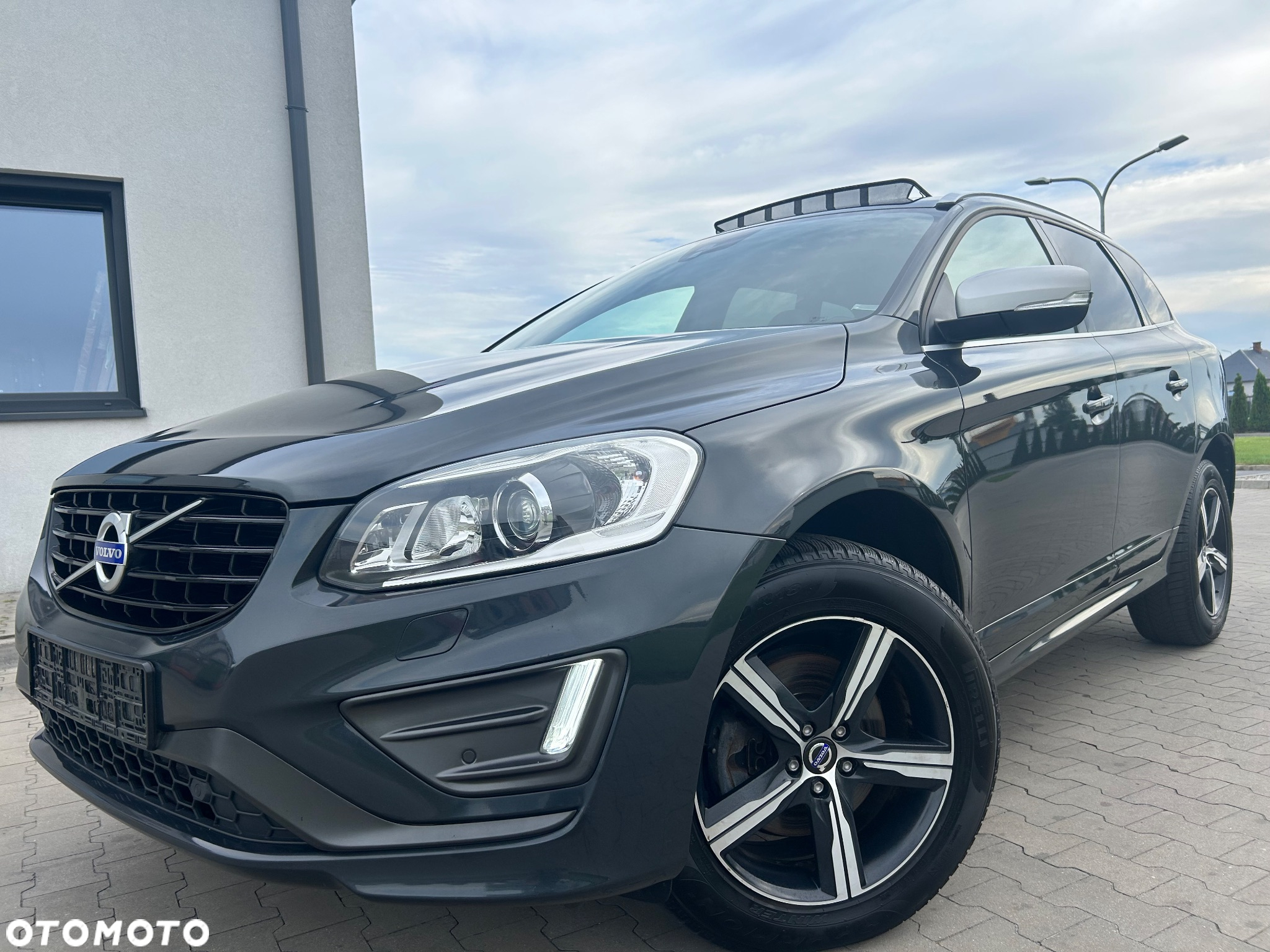 Volvo XC 60 D4 Drive-E R-Design Summum - 13