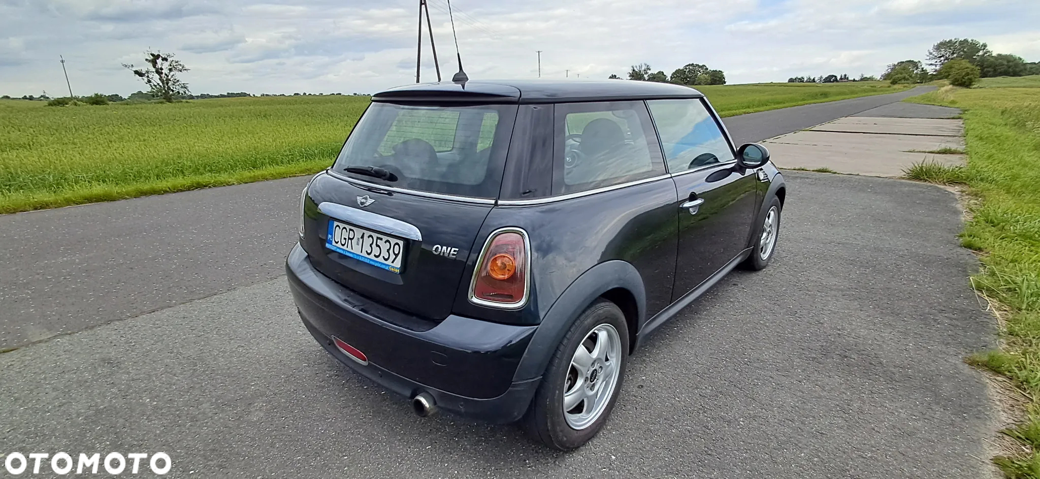 MINI ONE Standard - 5