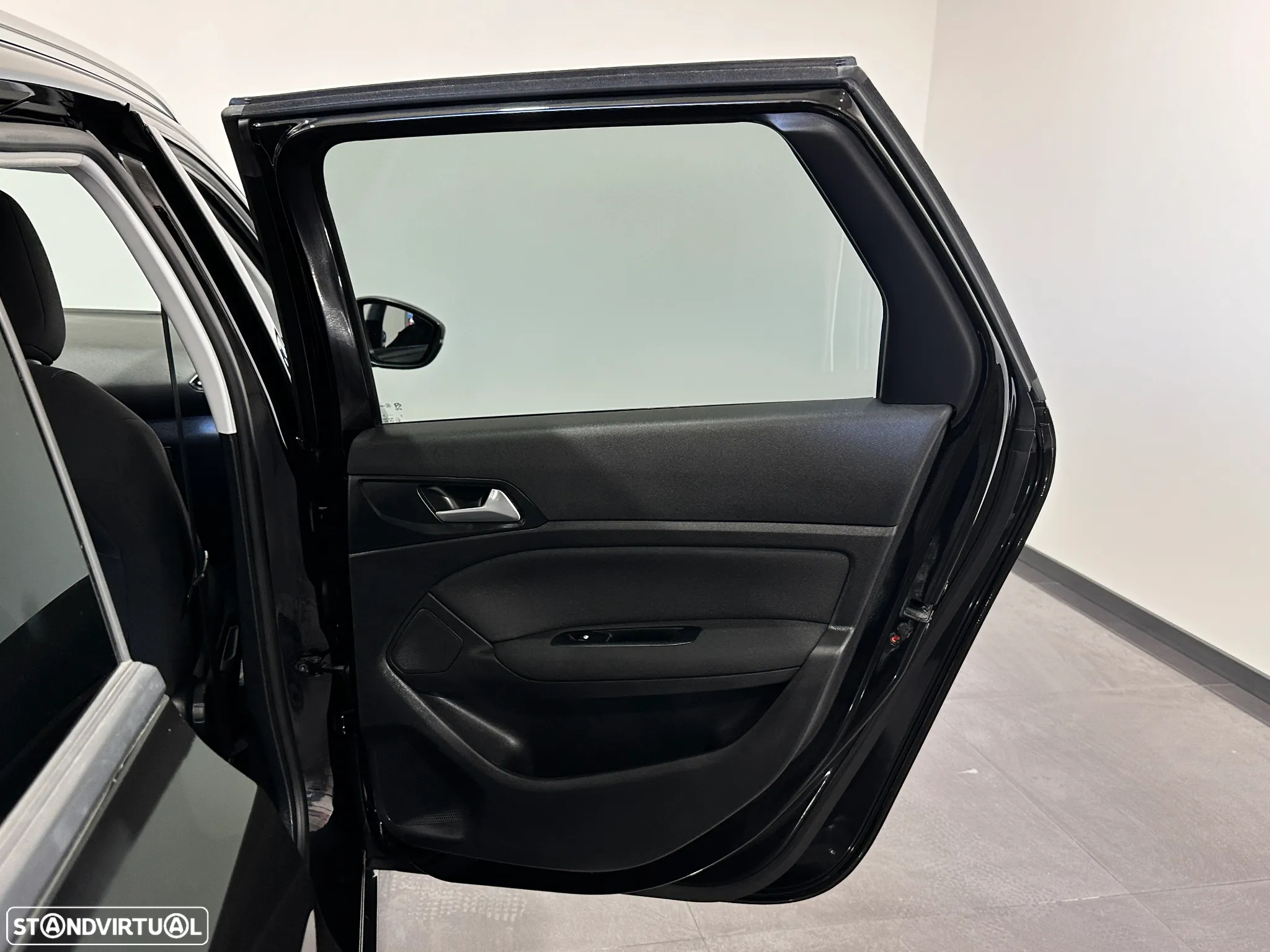 Peugeot 308 SW 1.5 BlueHDi Style - 44