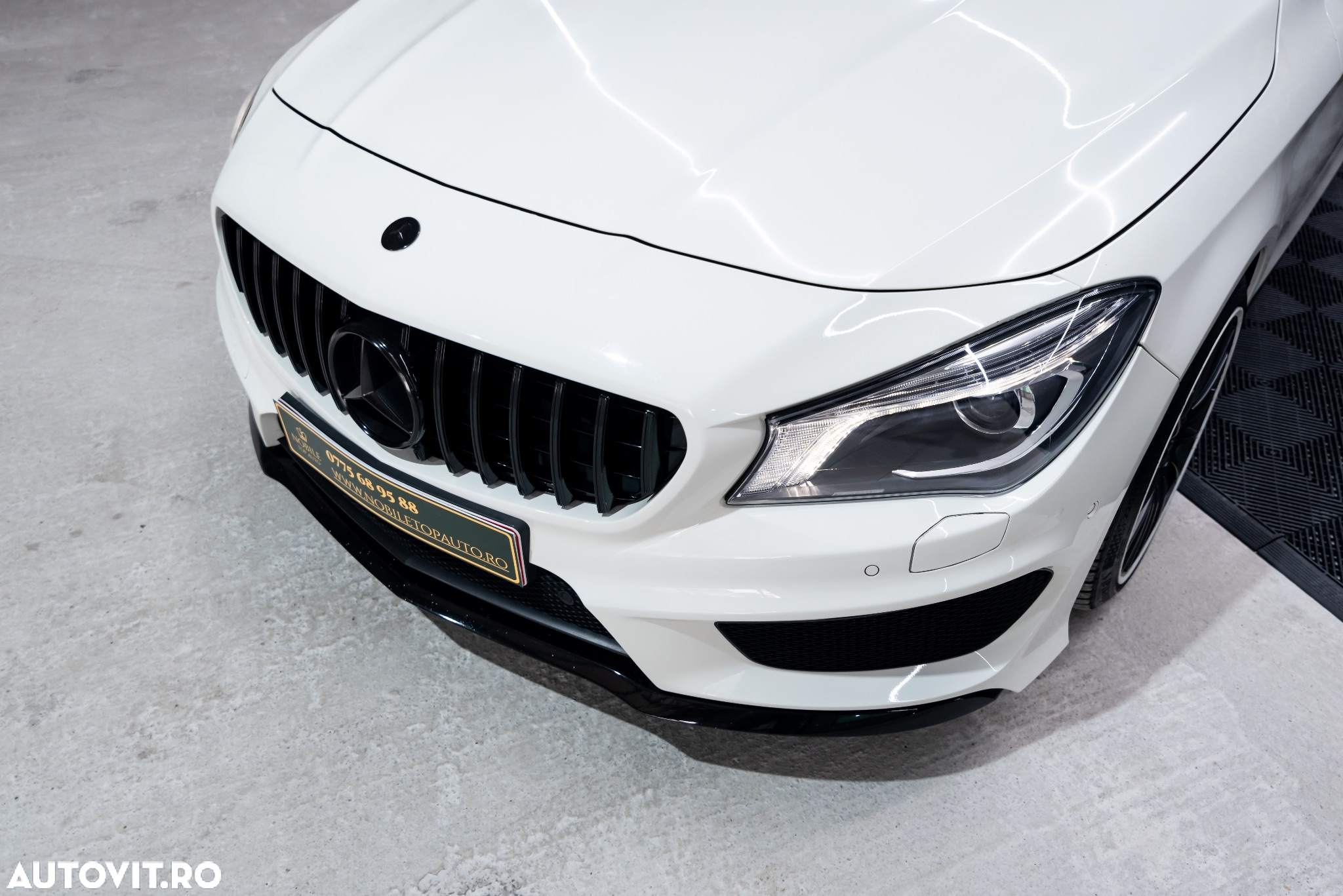 Mercedes-Benz CLA 200 7G-DCT AMG Line - 2