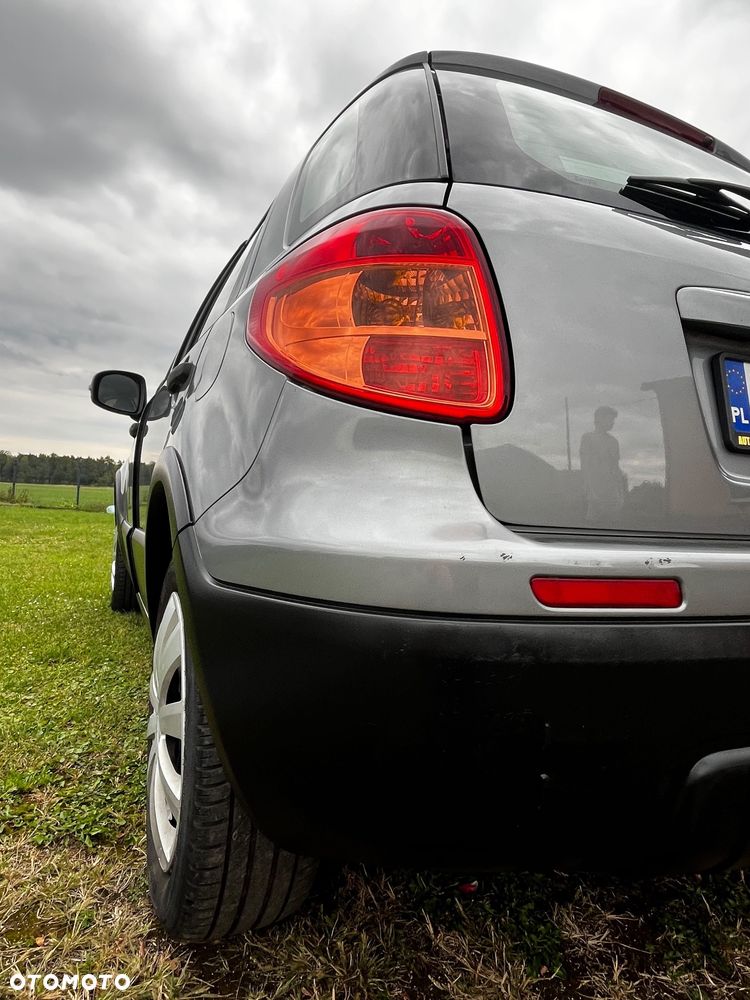 Fiat Sedici 1.6 16V 4x4 Emotion - 4