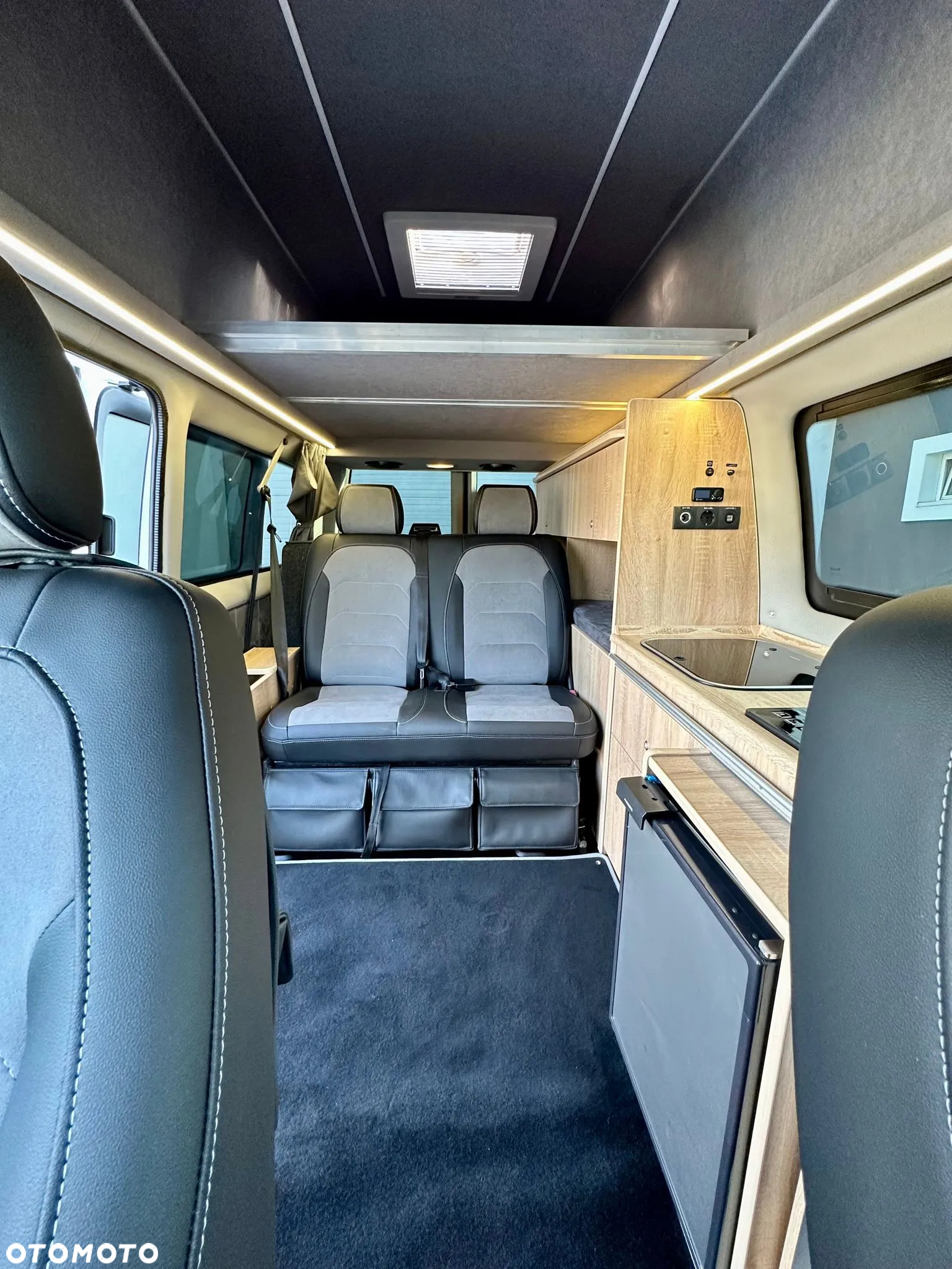 Volkswagen Transporter T6 BiTDI L2H2 4Motion - 10