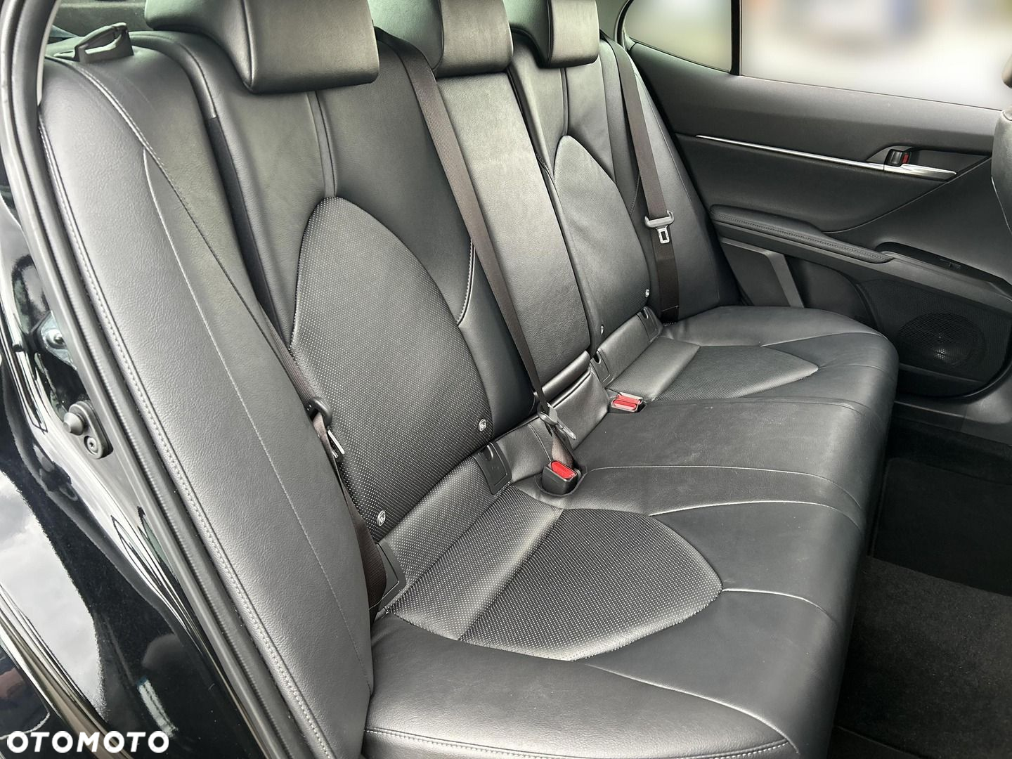 Toyota Camry 2.5 Hybrid Executive CVT - 23