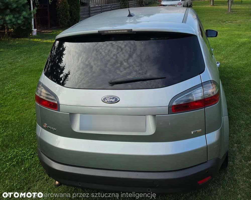 Ford S-Max - 8