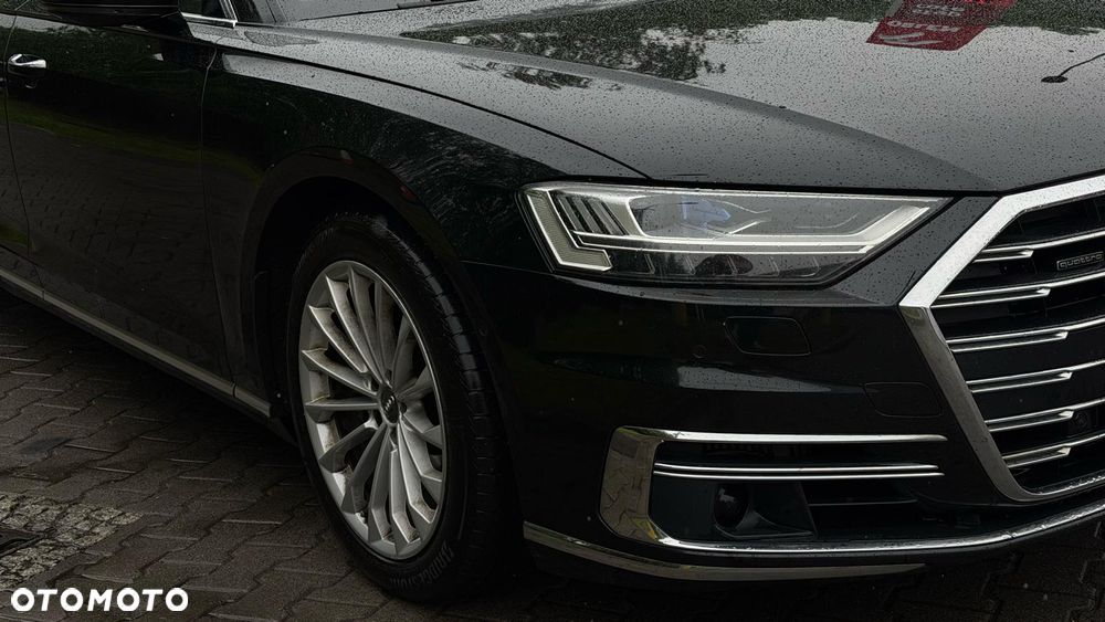 Audi A8 - 2