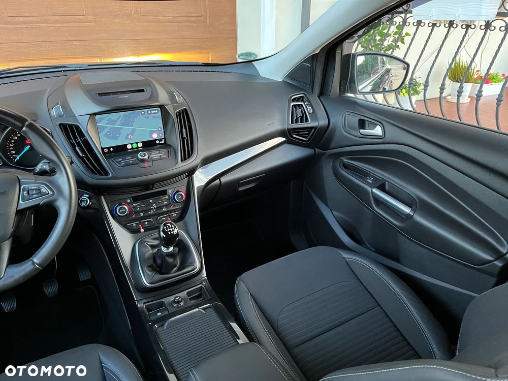 Ford Kuga 2.0 TDCi 4x4 Titanium - 19