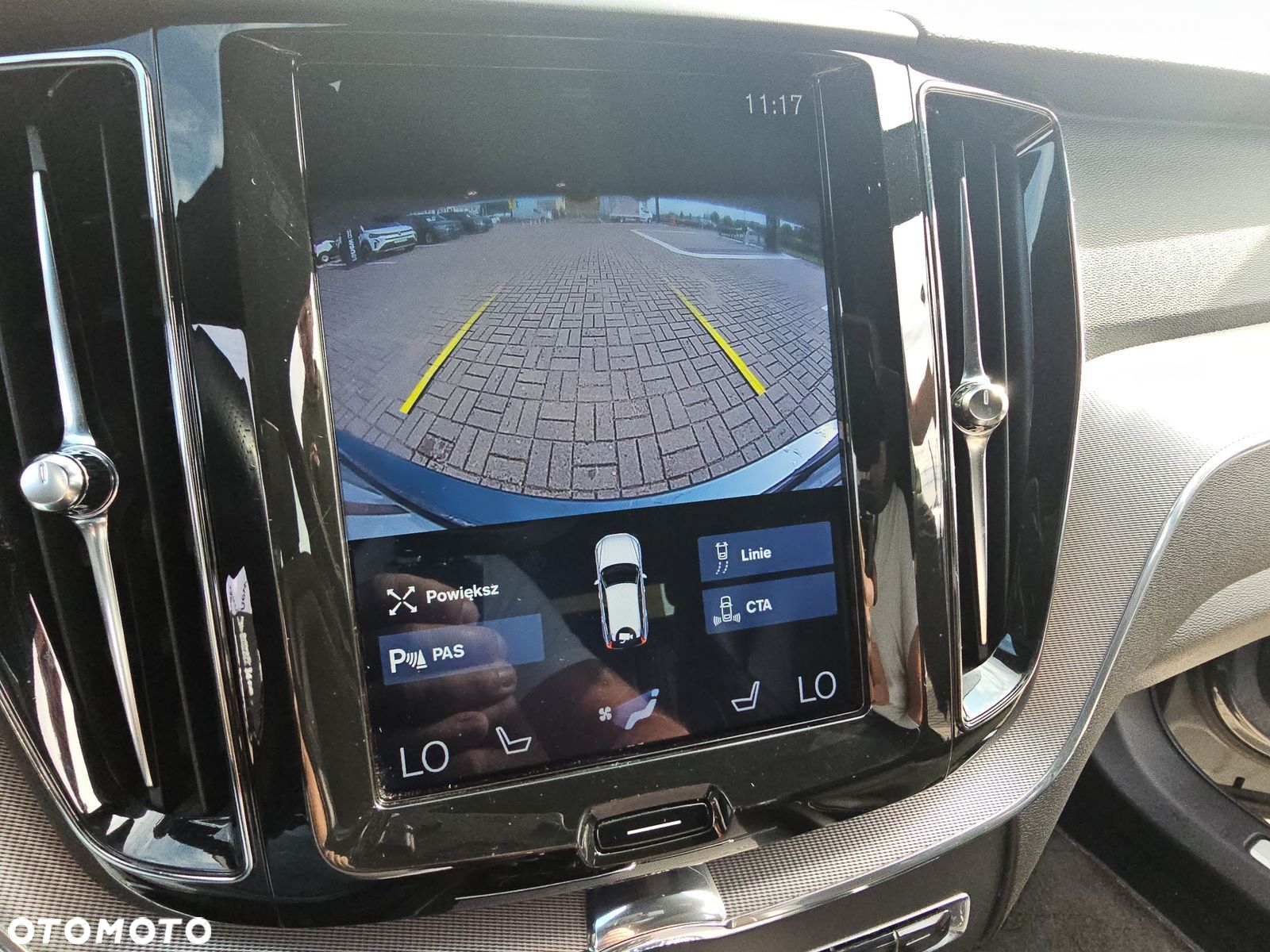 Volvo XC 60 D4 SCR R-Design - 21