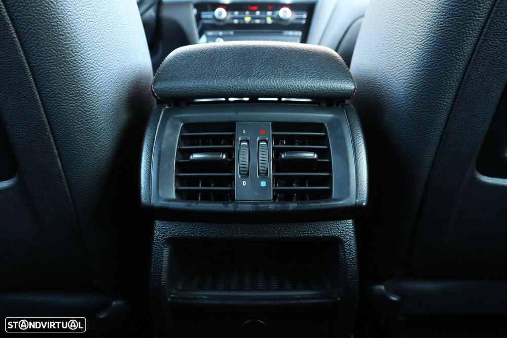 BMW X4 20 d xDrive xLine Pack M Auto - 31