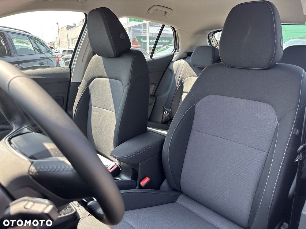 Skoda Fabia 1.0 TSI Drive DSG - 12