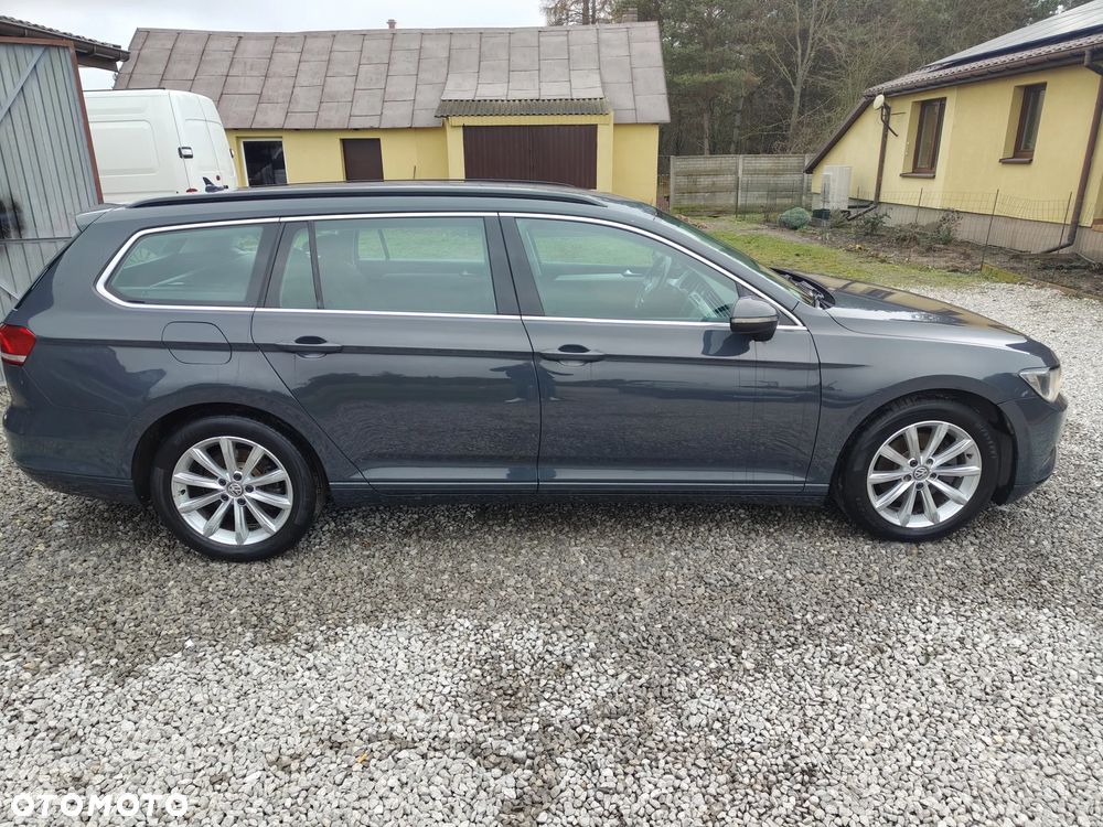 Volkswagen Passat - 36
