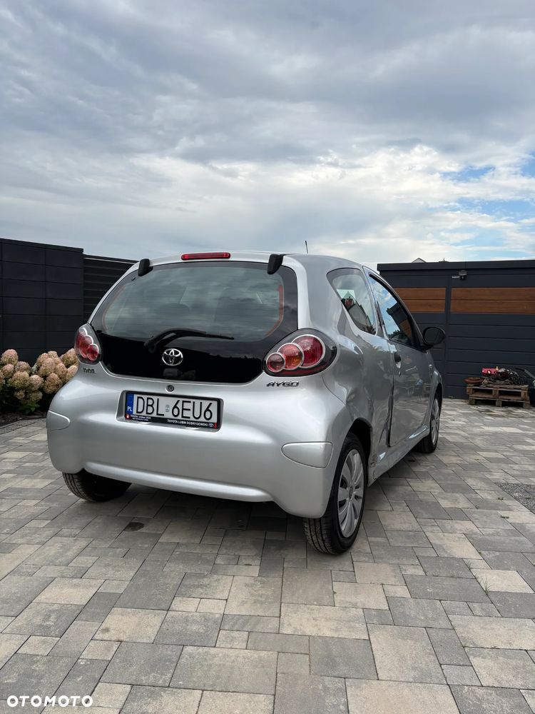 Toyota Aygo Standard - 5