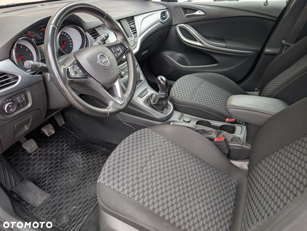 Opel Astra 1.4 T Dynamic - 17