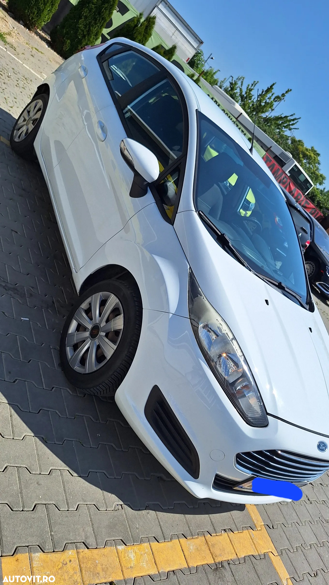 Ford Fiesta - 5