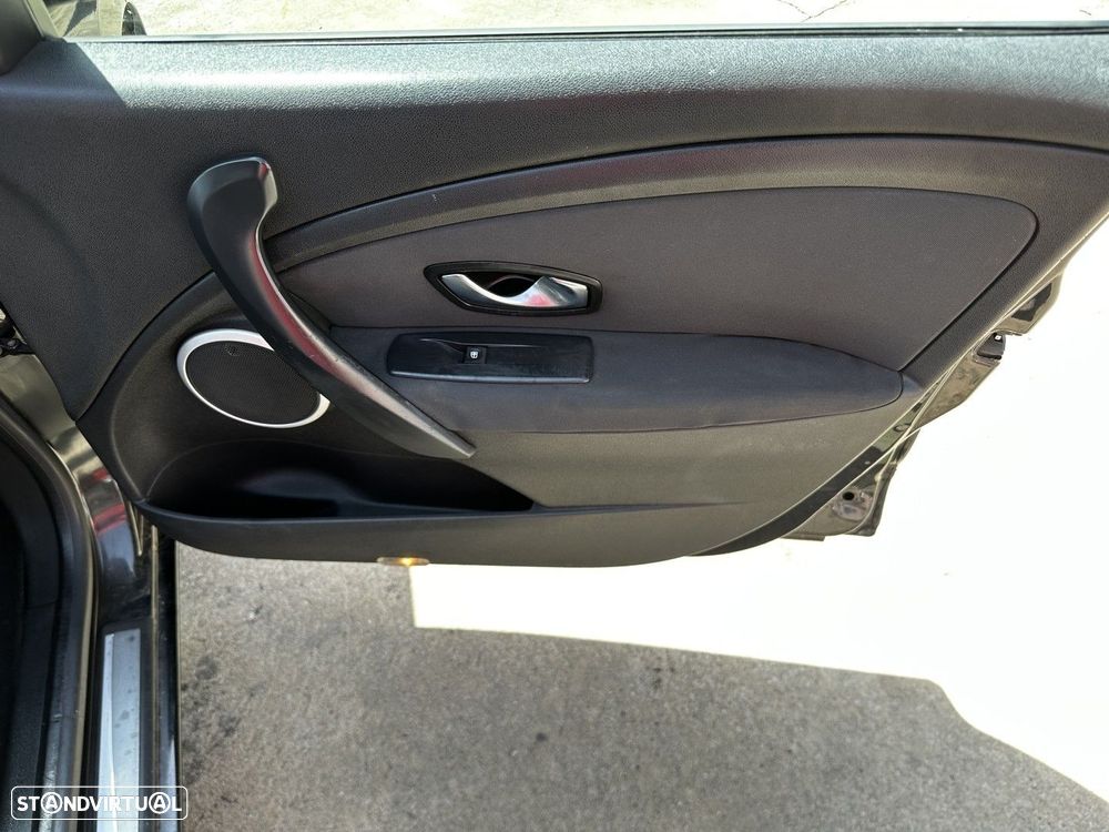 Renault Mégane Break 1.5 dCi Dynamique - 19