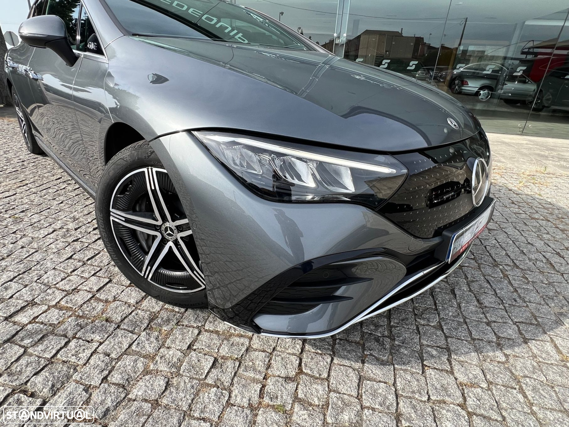 Mercedes-Benz EQE 300 AMG Line - 5