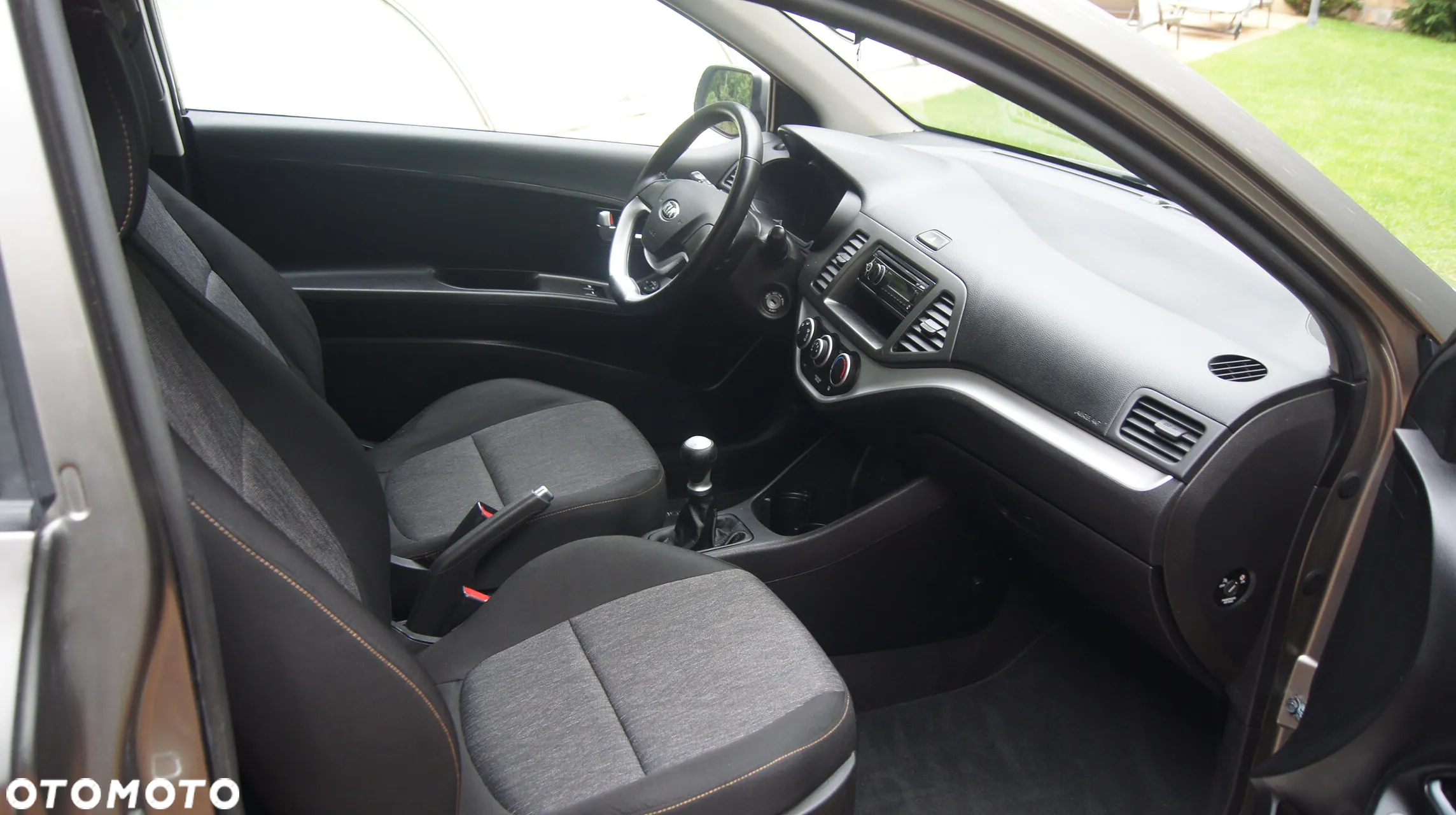 Kia Picanto 1.0 Dream Team Edition - 14