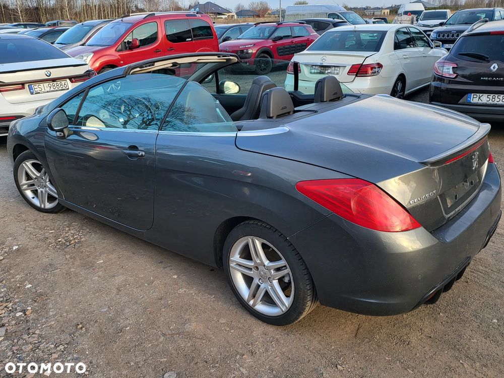 Peugeot 308 CC - 23