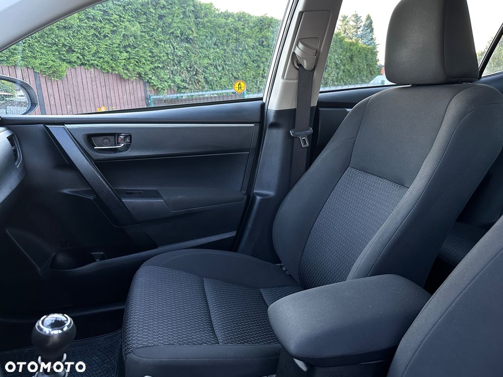 Toyota Corolla 1.4 D-4D Life - 21