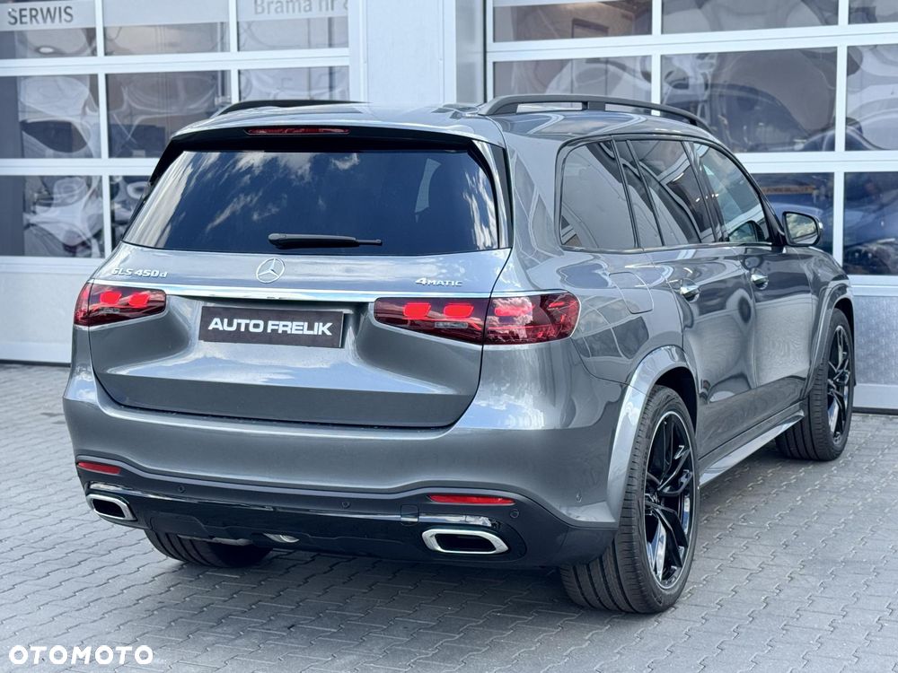 Mercedes-Benz GLS - 9