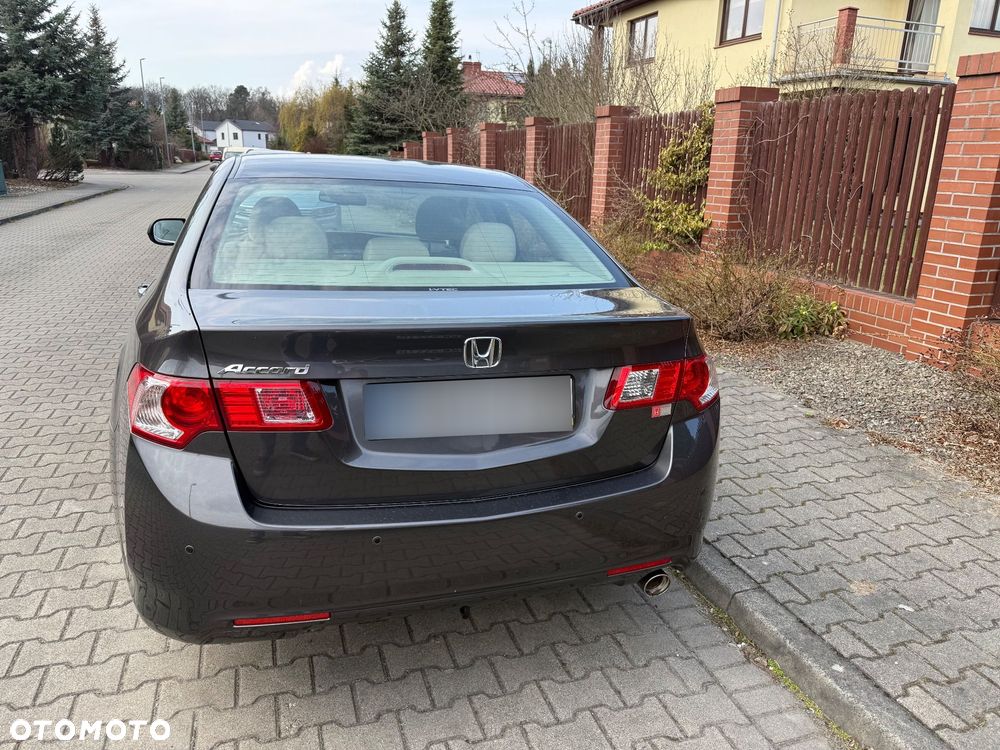Honda Accord 2.0 Elegance - 2