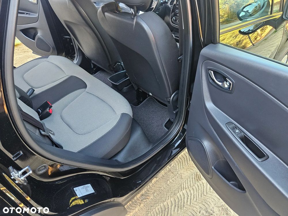 Renault Captur - 19
