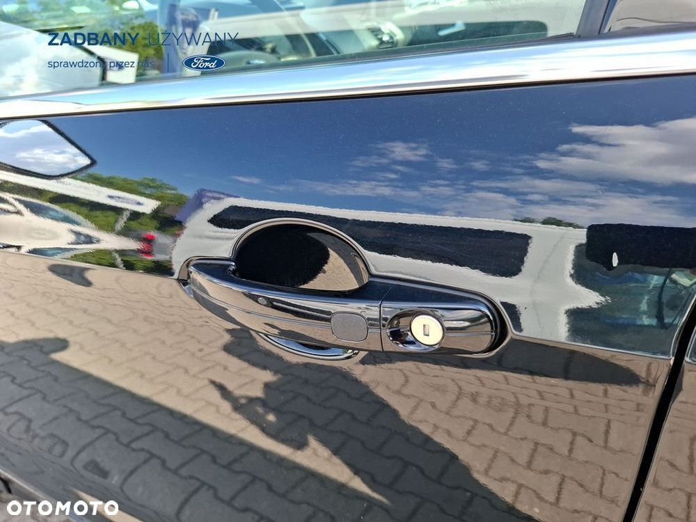 Ford Escape 2.0 EcoBoost AWD Titanium - 25