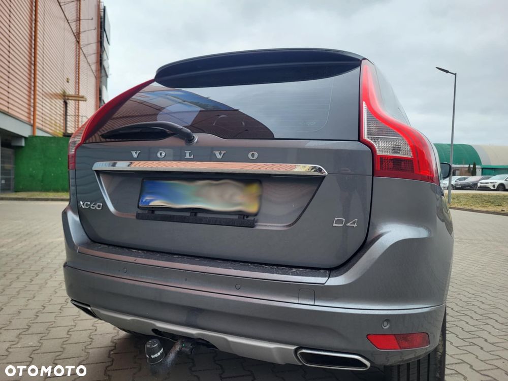Volvo XC 60 D4 Geartronic Momentum - 25