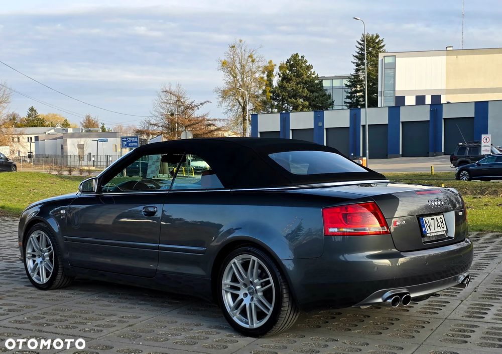 Audi S4 Cabrio - 25