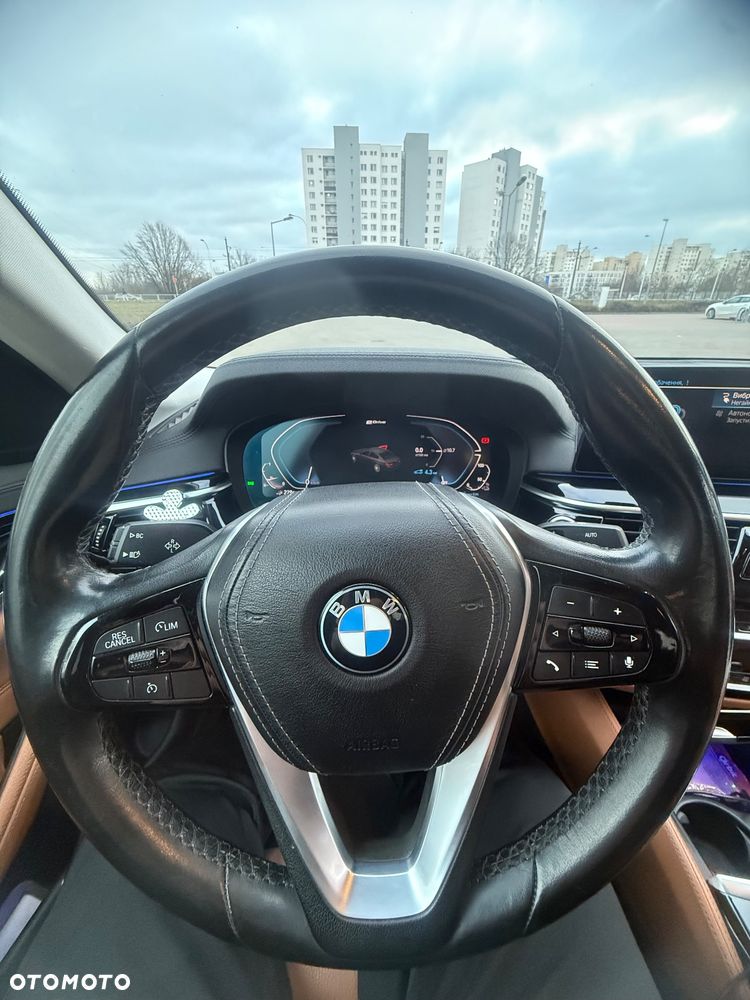BMW Seria 5 530e iPerformance GPF Luxury Line - 13
