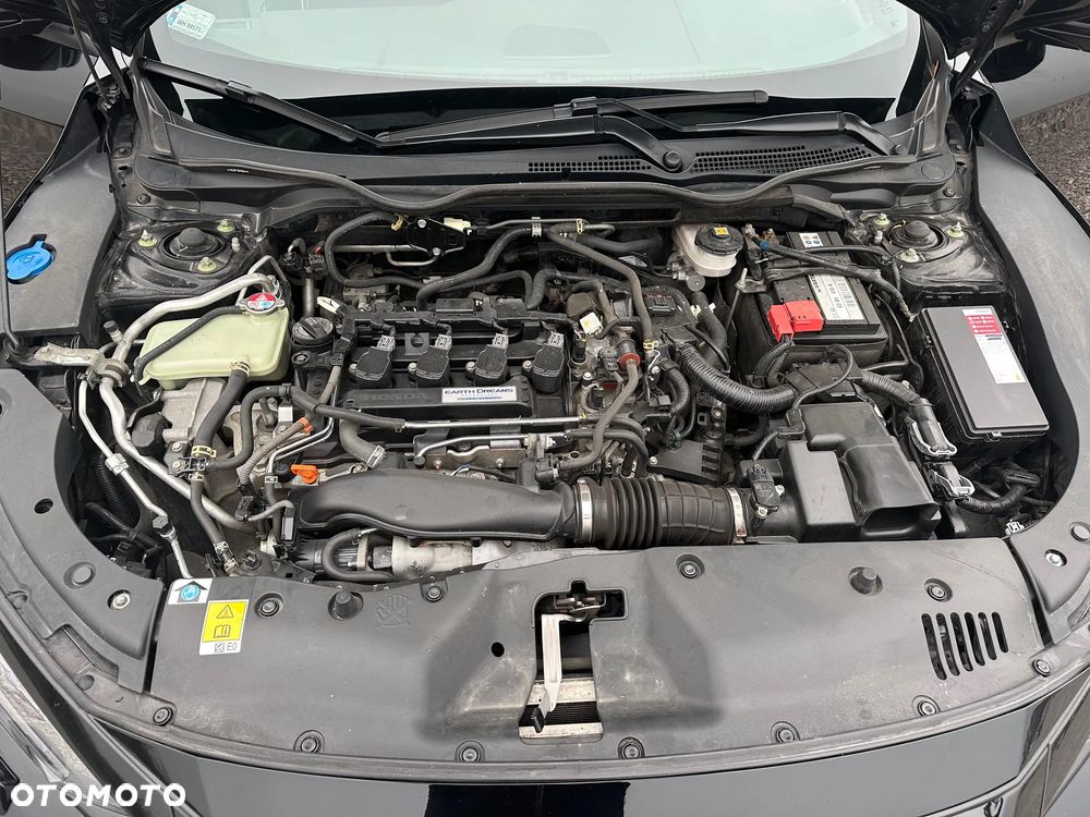 Honda Civic 1.5 T Sport Plus (Navi) - 28