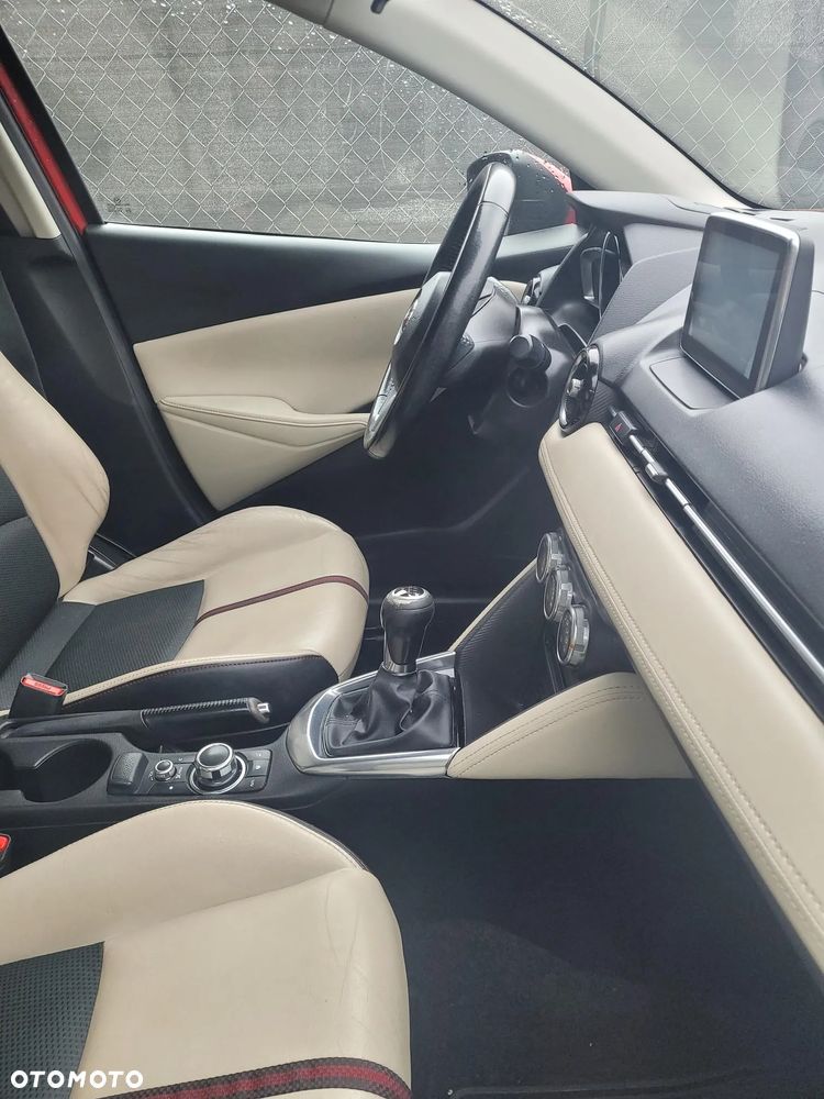 Mazda 2 - 6