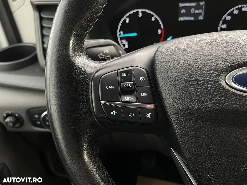 Ford Transit - 15