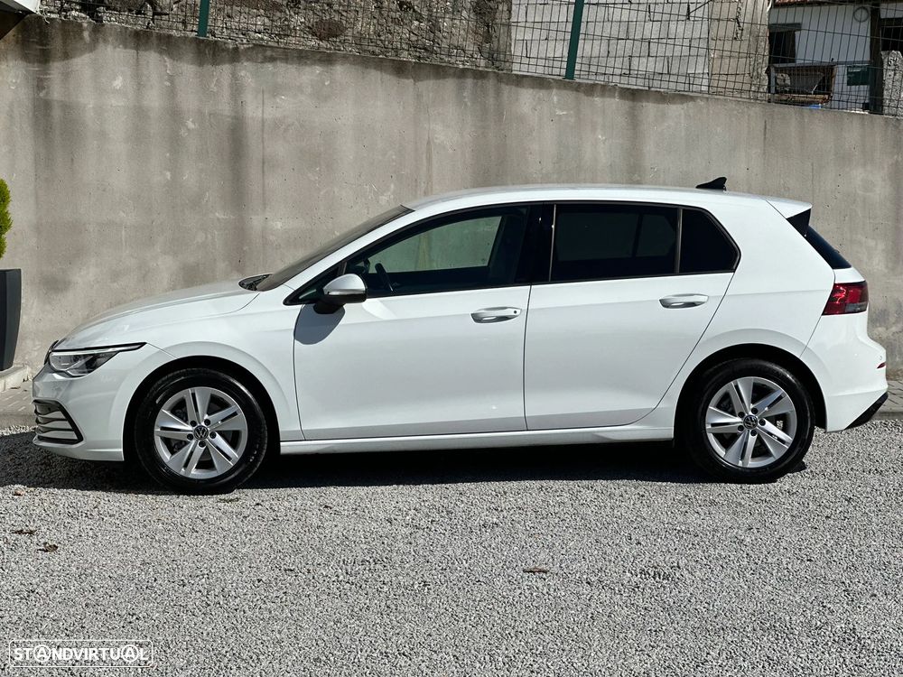 VW Golf 2.0 TDI Conceptline - 11